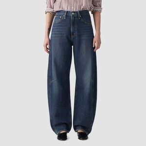 Levi's® Women's Cinch Barrel Jeans
